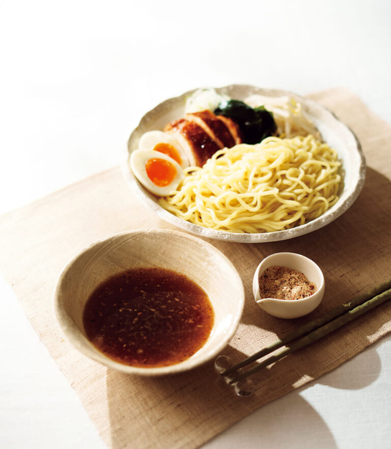 あごだし香るさっぱり鶏つけ麺