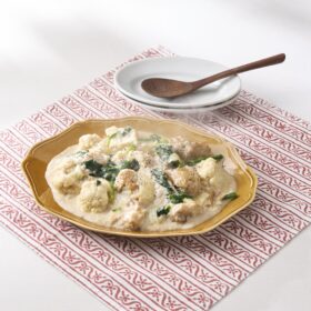 鶏肉と冬野菜のれんこんクリーム煮