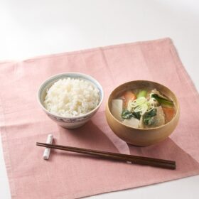 小松菜と里芋の豚汁