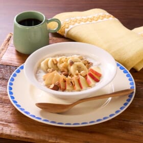 続けたくなる朝習慣　ヨーグルトオーツ